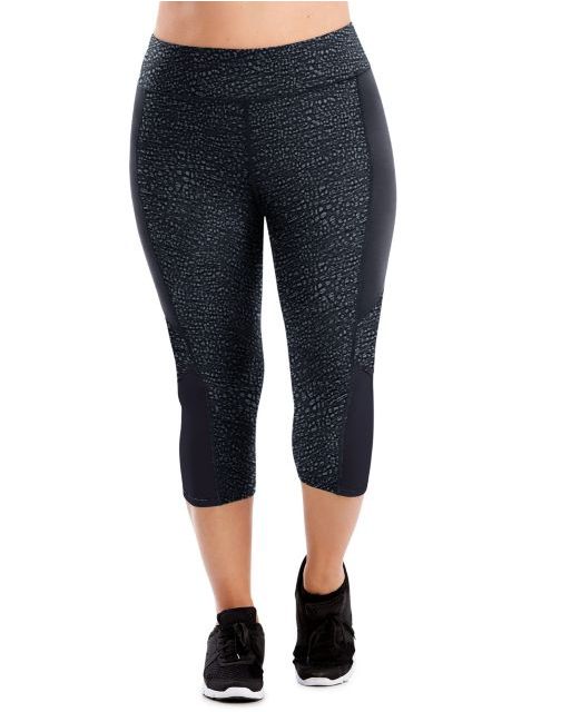 Just My Size Active Blocked Capris OJ364