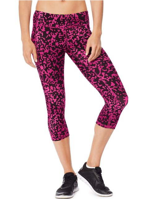 Hanes Sport™ Women's Performance Capri Leggings O9040